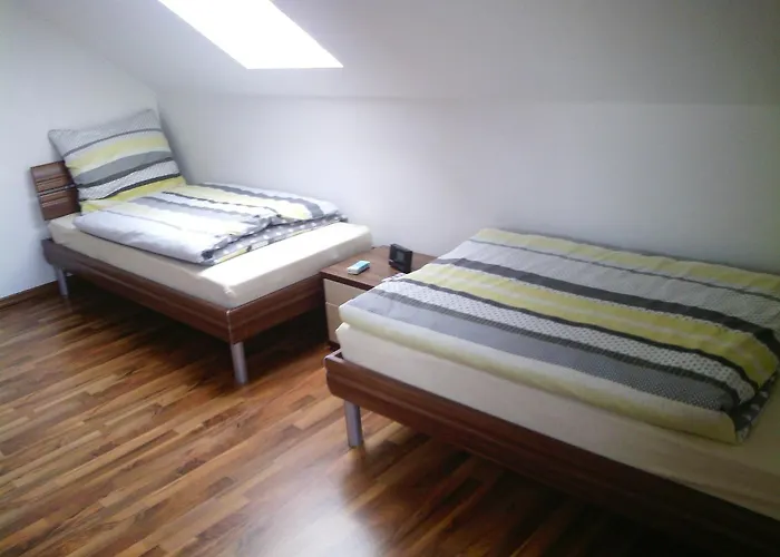 בית נופש Countryside Mansion Feuerscheid